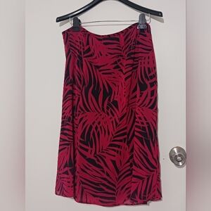 Le Suit Black and Red Palm-Print Maxi Skirt